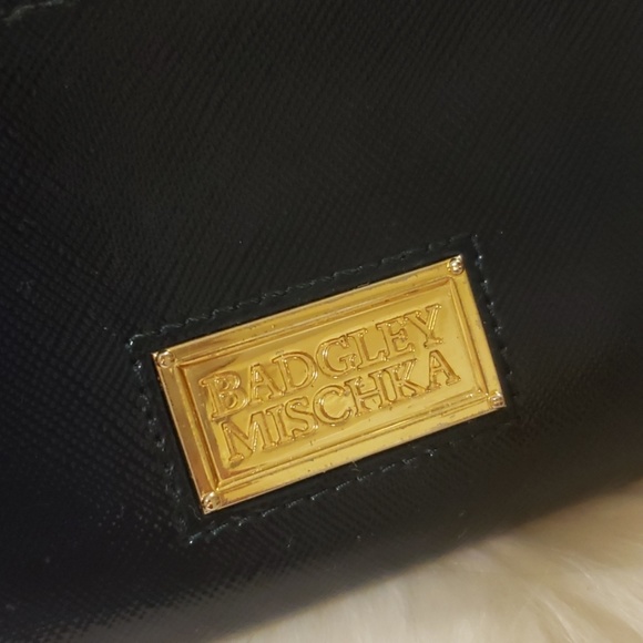 Badgley Mischka navy patent wallet - Picture 2 of 6